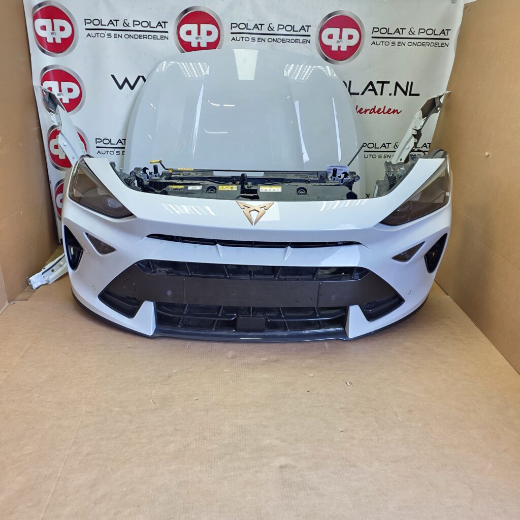 Cupra Formentor Front Head LS9R