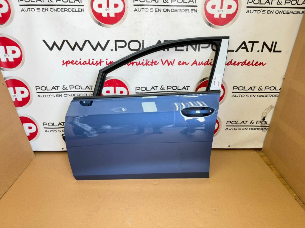 Golf 8 portier links. Voor LT5H
