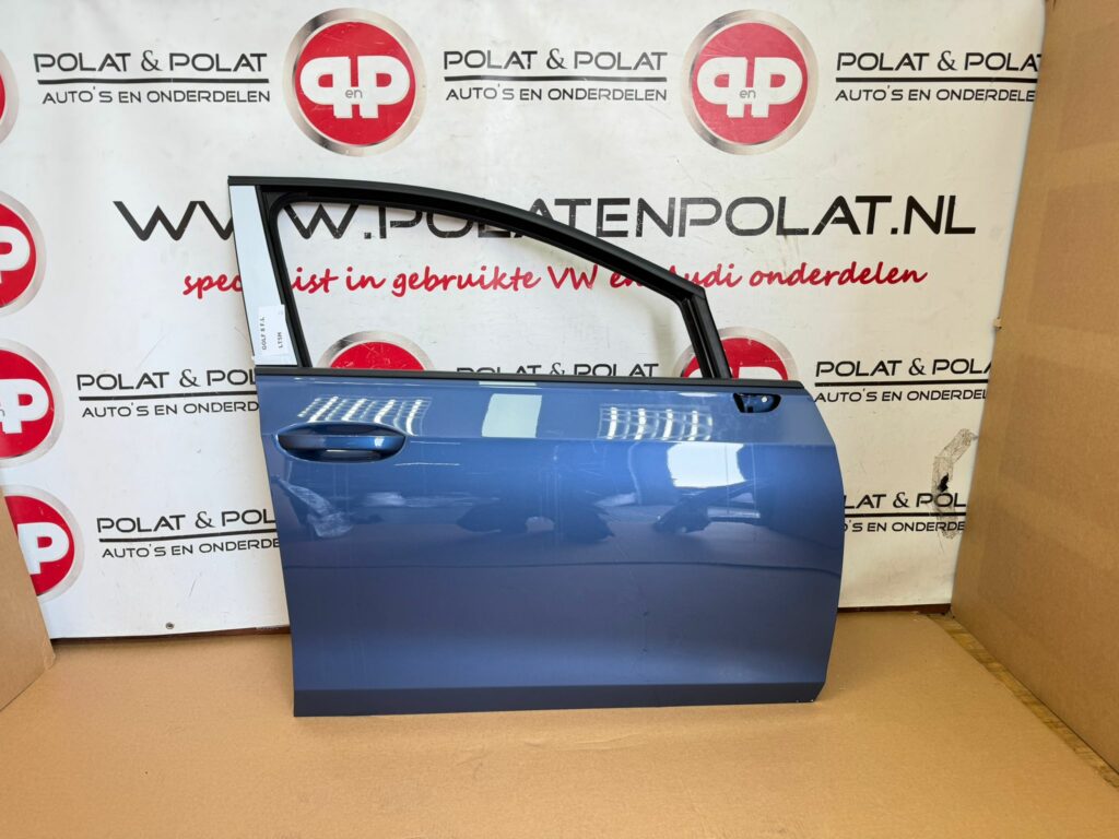 Golf 8 portier rechts. Voor LT5H
