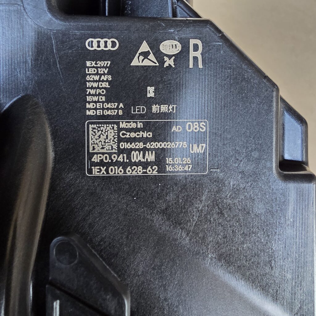 Audi A6 4P matrix headlight right - Image 3