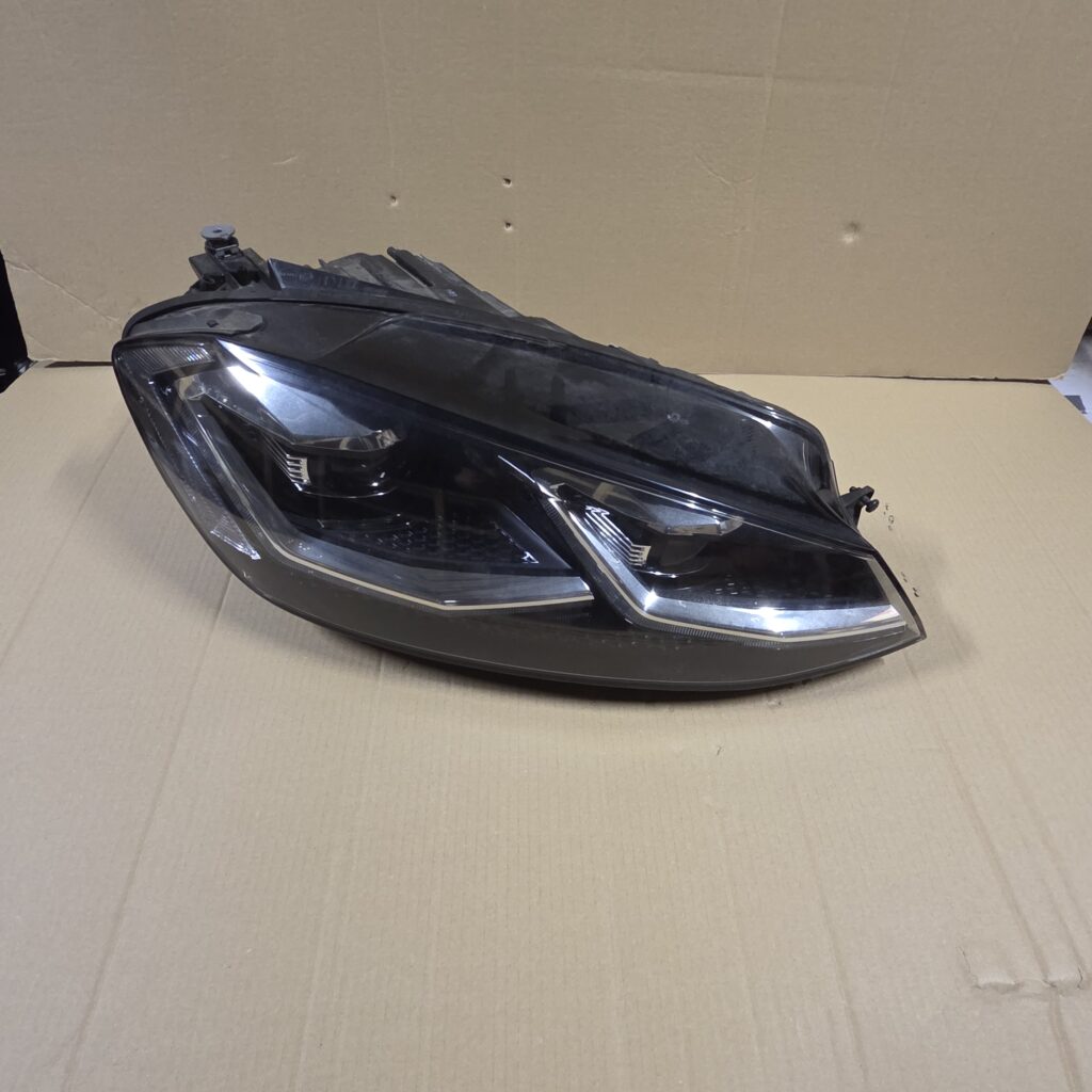VW Golf 7 F.L. LED Headlight right 5g1941082