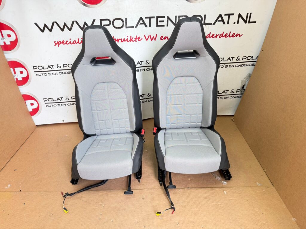 Seat IBiza 6F Sport seats