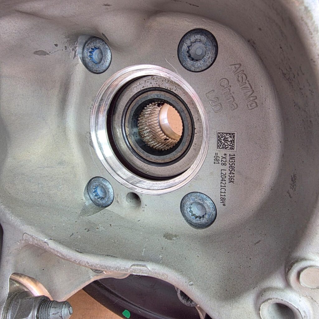VW ID Buzz suspension Rear left - Image 2