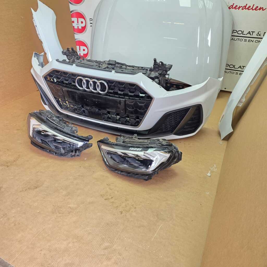 Audi A1 82A Front head LS9R - Image 2