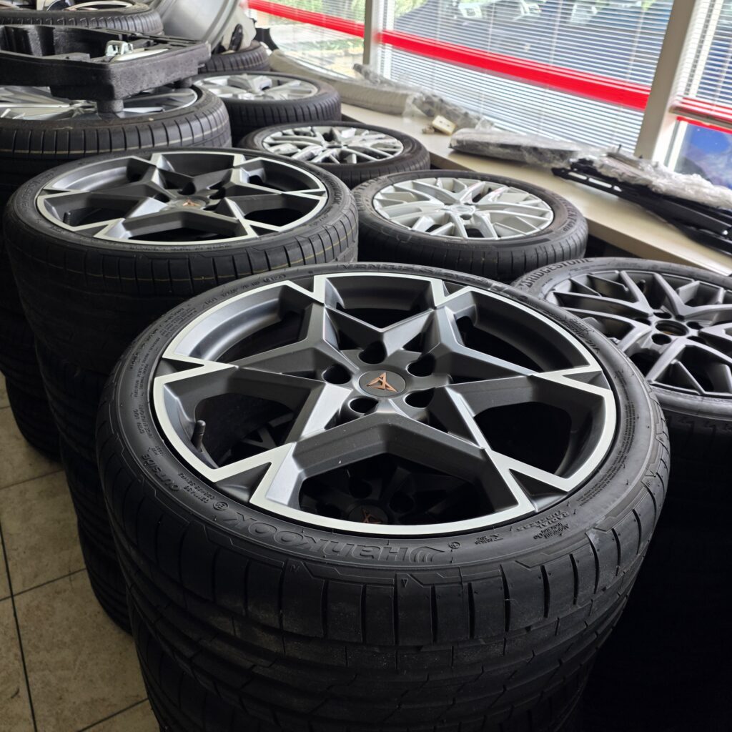 19 Inch Seat Cupra Leon 5F Set Velgen Met Banden - Afbeelding 4