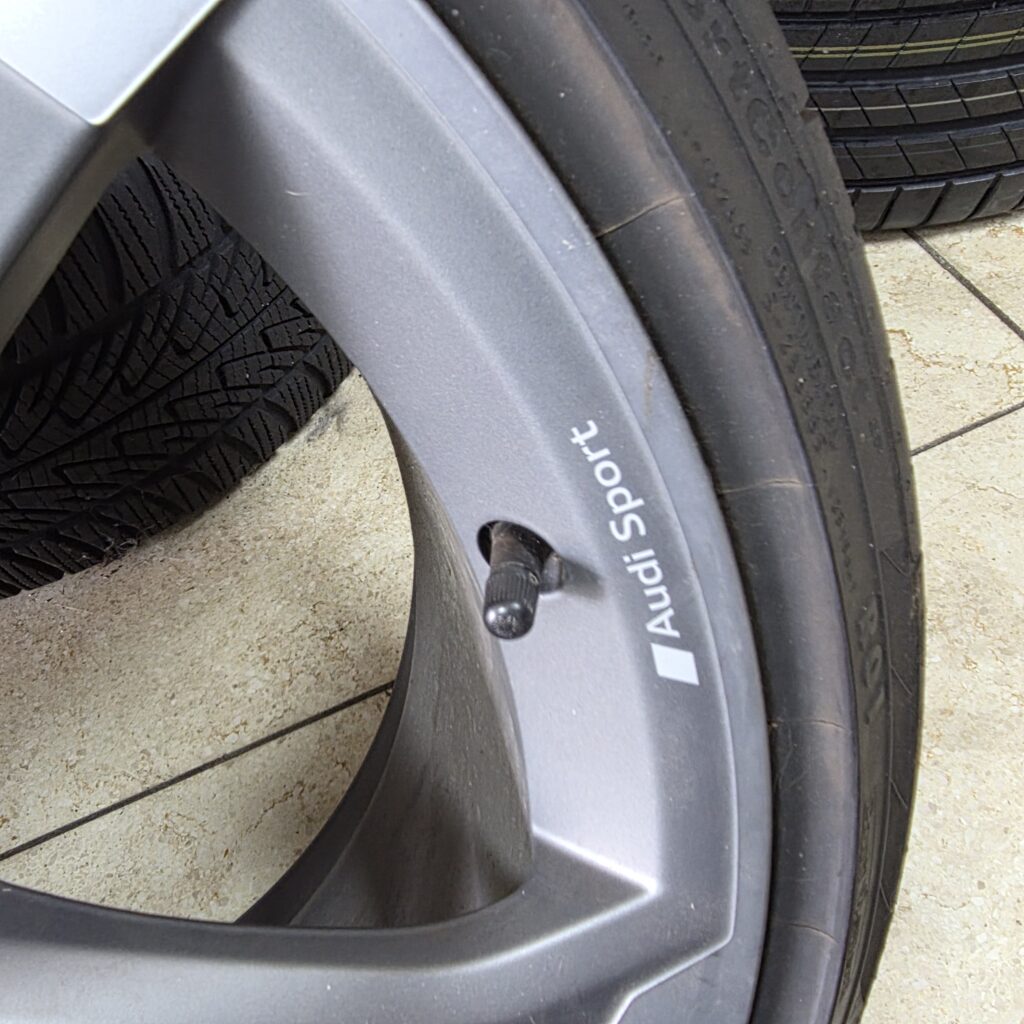 20 inch Originele A5 F5 velgen met banden - Afbeelding 4