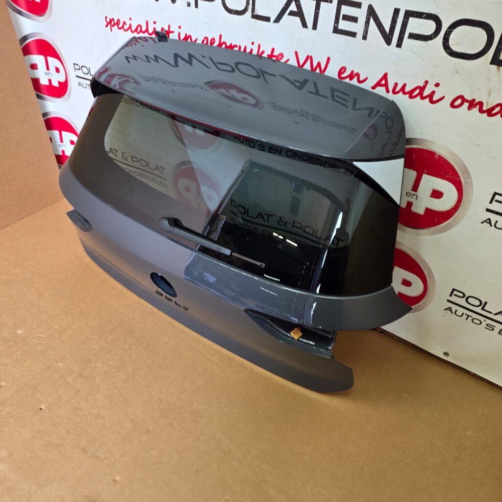 VW Golf 8 Tailgate LC7Q - Image 2