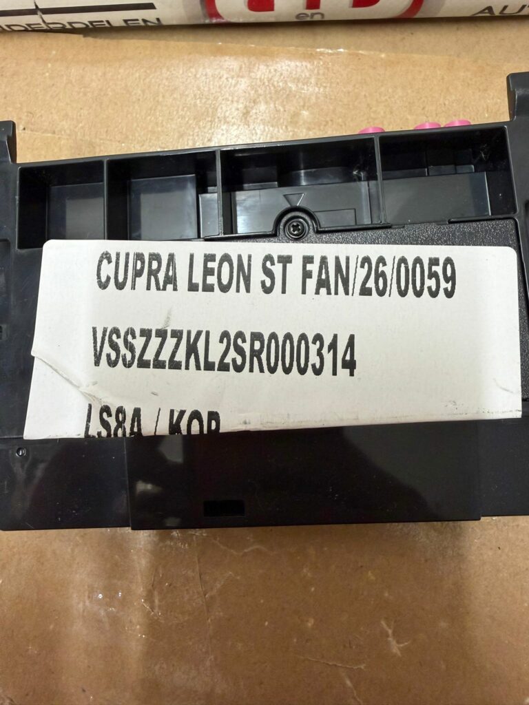 Cupra leon Communication module 571035284B - Image 2