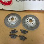 VW Golf 8 GTI / R remschijven met remblokken