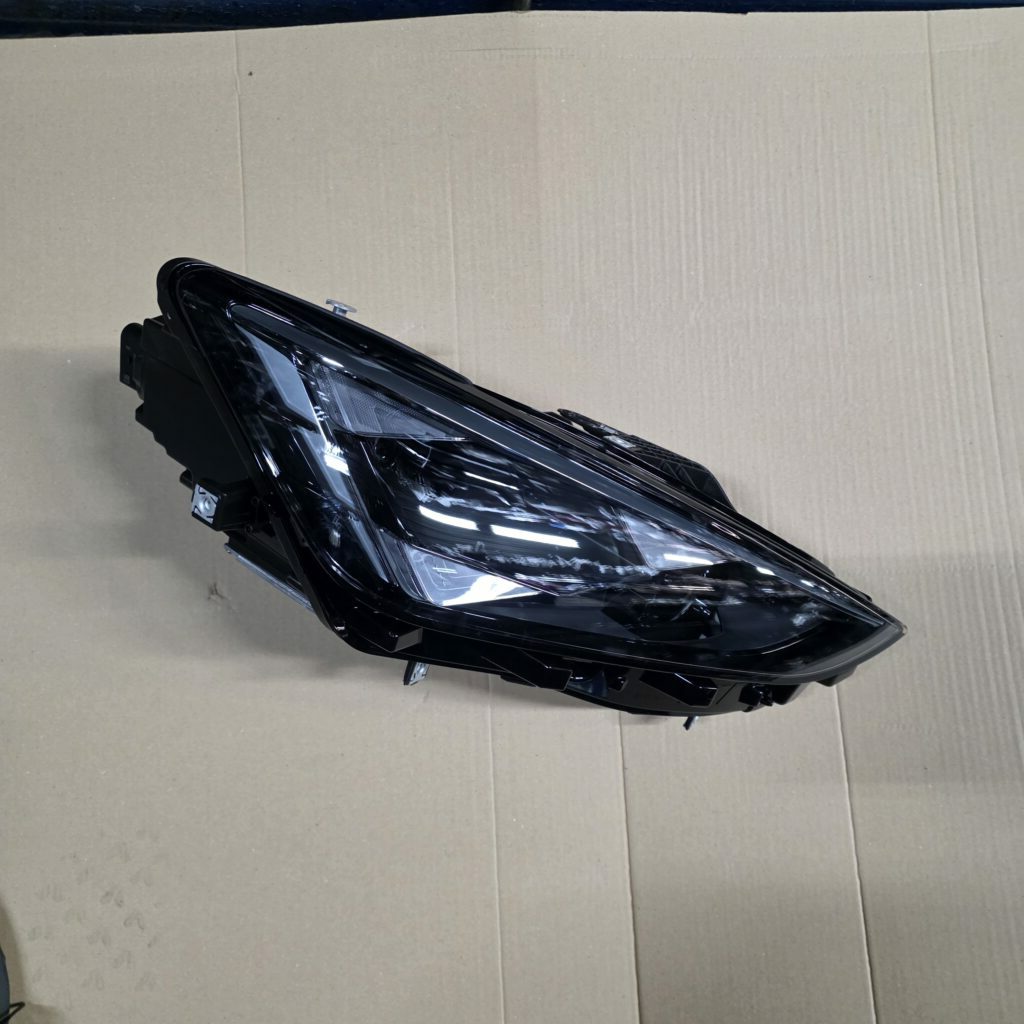 Cupra formentor facelift voll led Koplamp