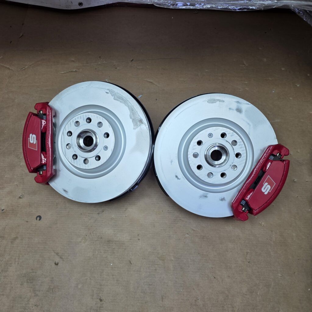 Audi S3 A3 8Y brake caliper with brake discs L+R - Image 5