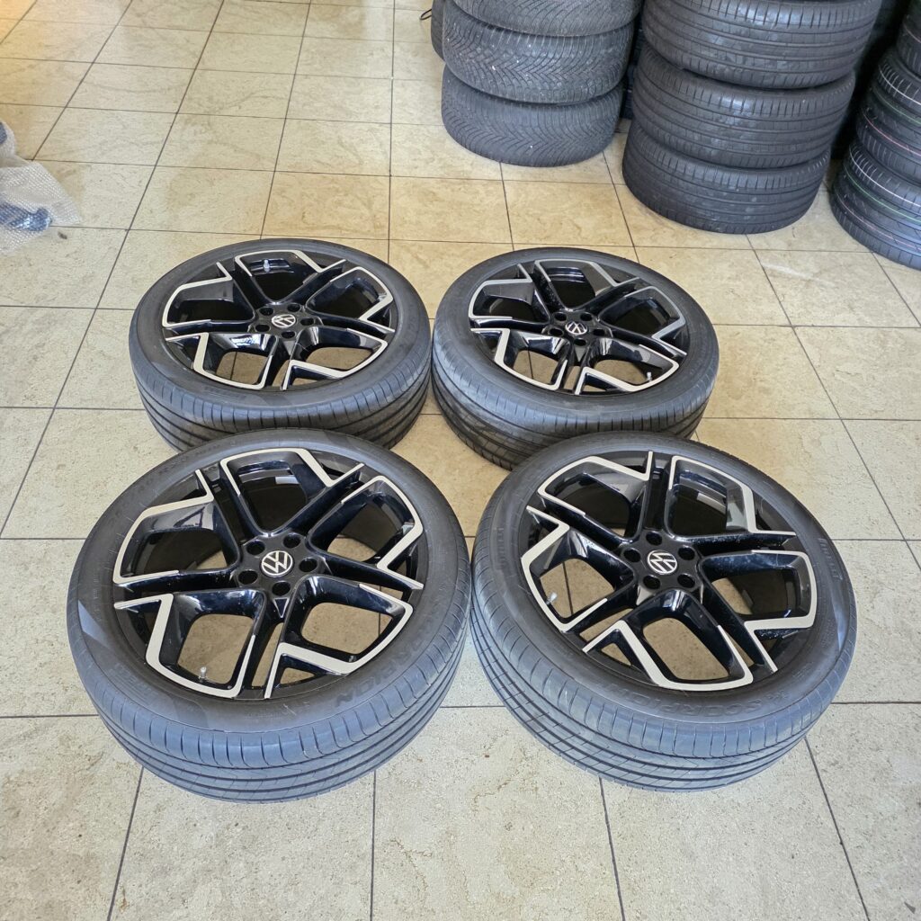 20 Inch Tiguan CT1 York Velgen Set met nieuwe banden