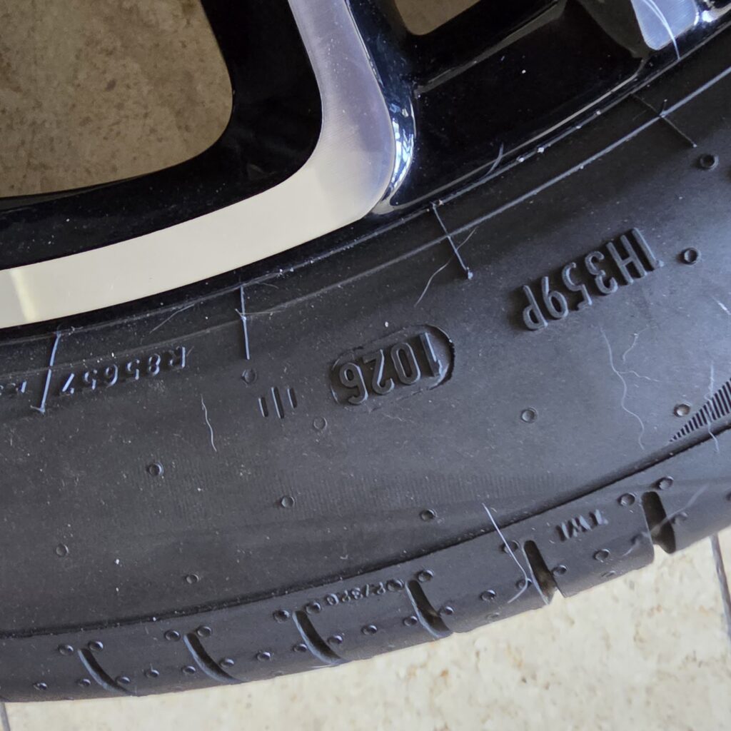 20 Inch Tiguan CT1 York Velgen Set met nieuwe banden - Afbeelding 4