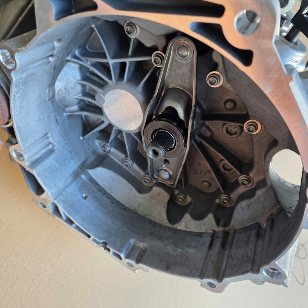 Seat Ibiza 6F manual gearbox VGR - Image 2