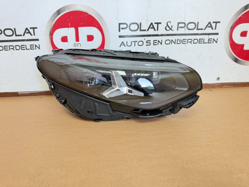 Mercedes Benz CLA W174 Koplamp Rechts Multibeam LED